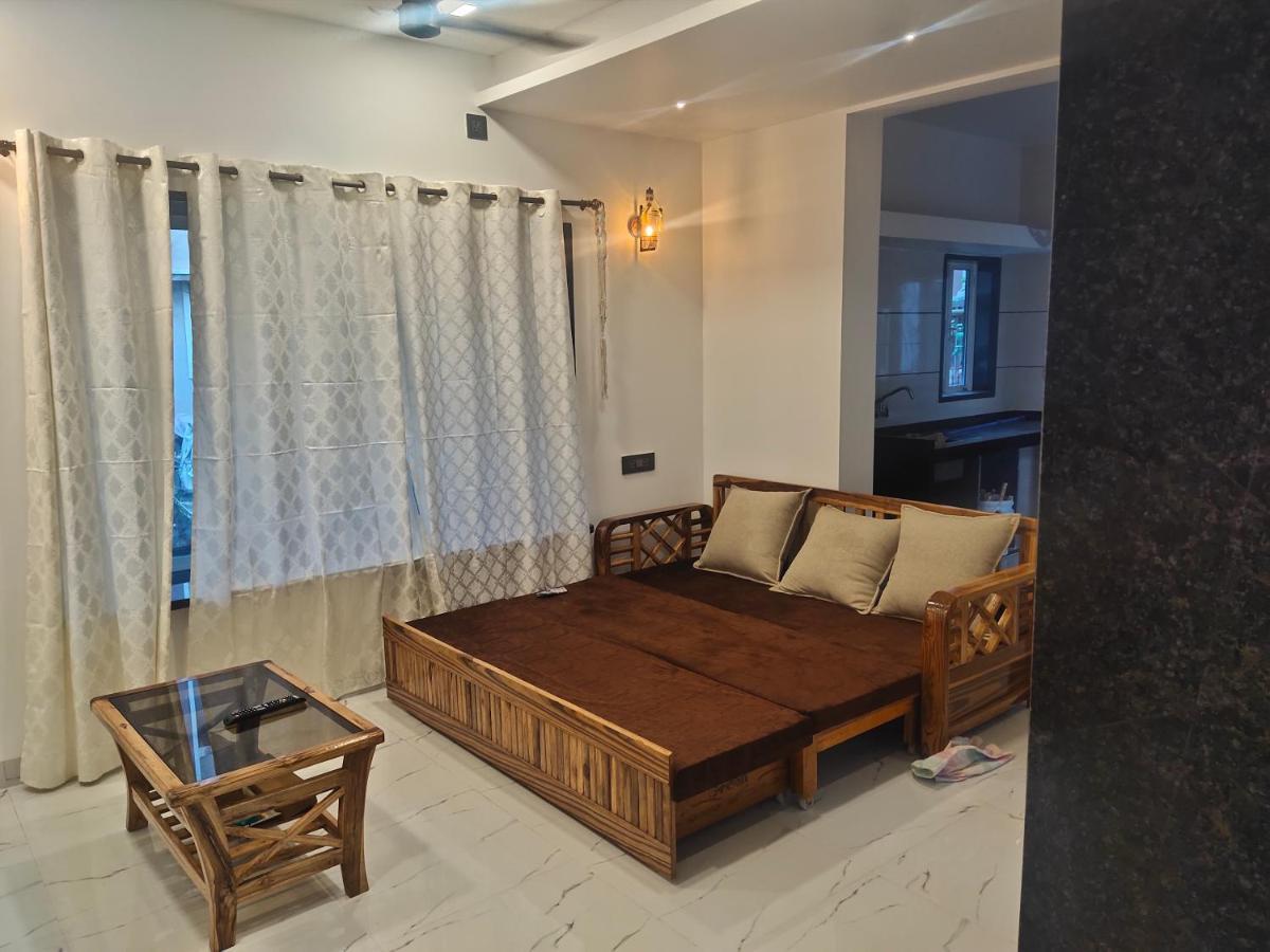 Almond Villa Alībāg Εξωτερικό φωτογραφία