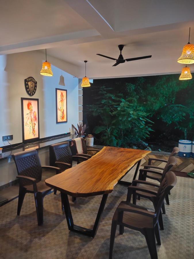 Almond Villa Alībāg Εξωτερικό φωτογραφία