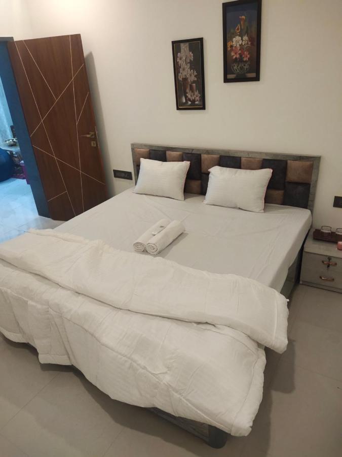 Almond Villa Alībāg Εξωτερικό φωτογραφία