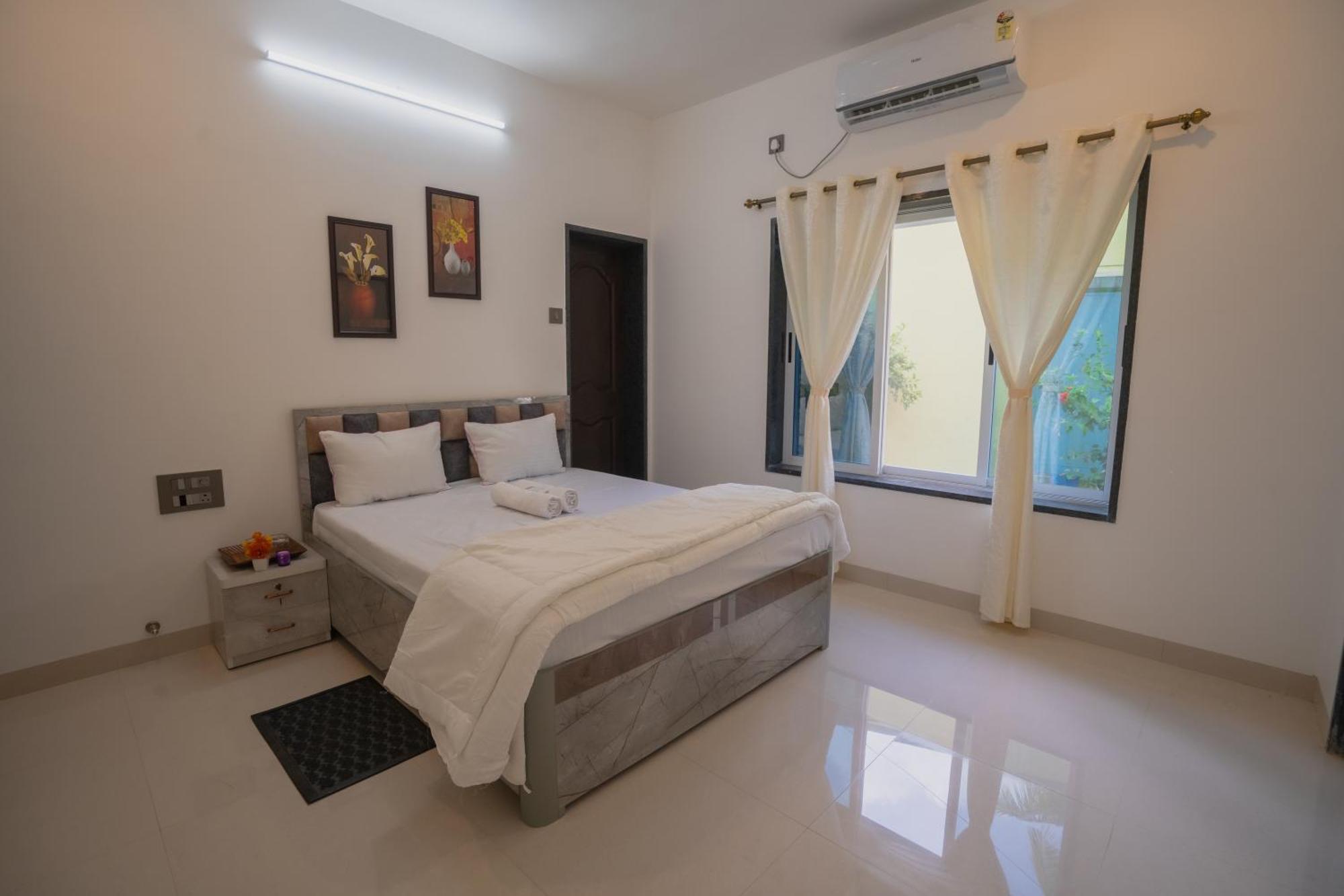 Almond Villa Alībāg Εξωτερικό φωτογραφία