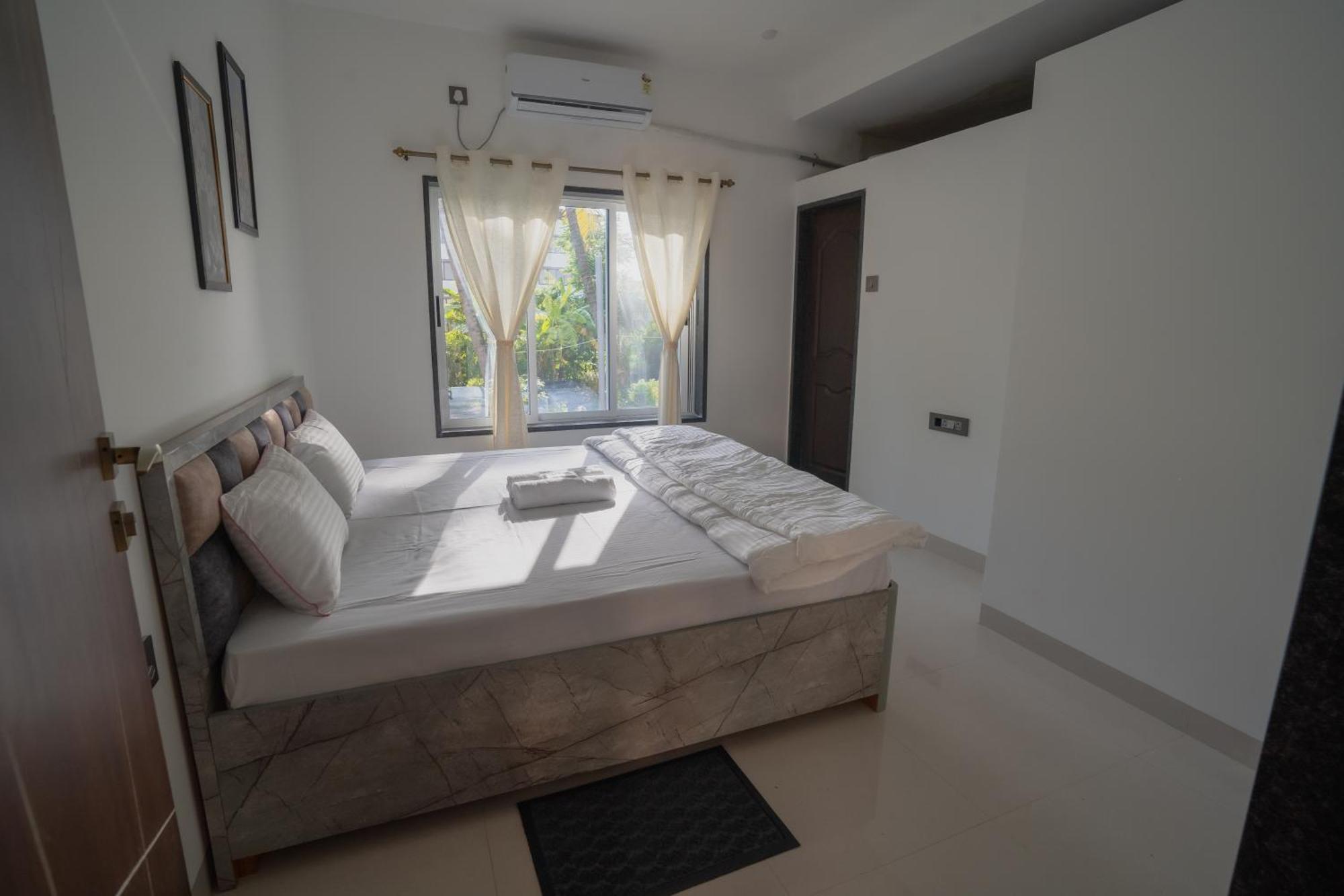 Almond Villa Alībāg Εξωτερικό φωτογραφία